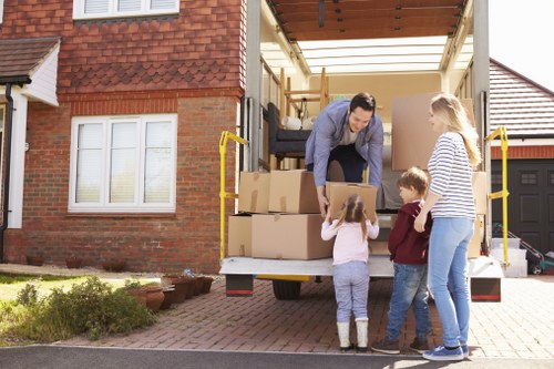 Local man and van support for storage and relocation tasks