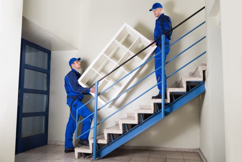 Professional loading support for a Pinner relocation